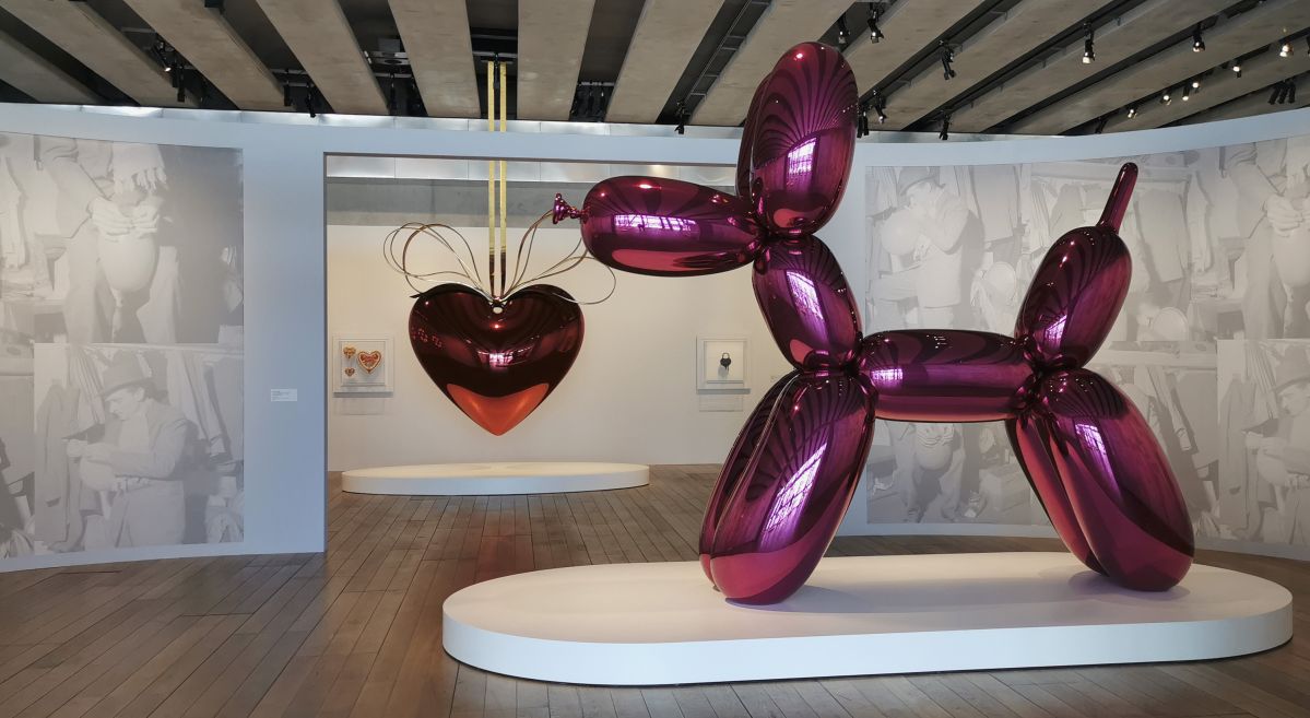 Jeff Koons au Mucem avec des œuvres de la Collection Pinault